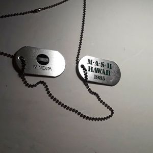 RARE MINOLTA CAMERA COMPANY PAIR MASH HAWAII 1985 DOG TAGS